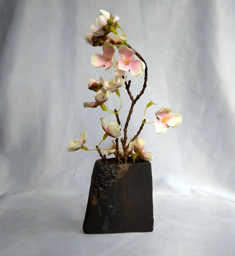 Emergence Flat Vase